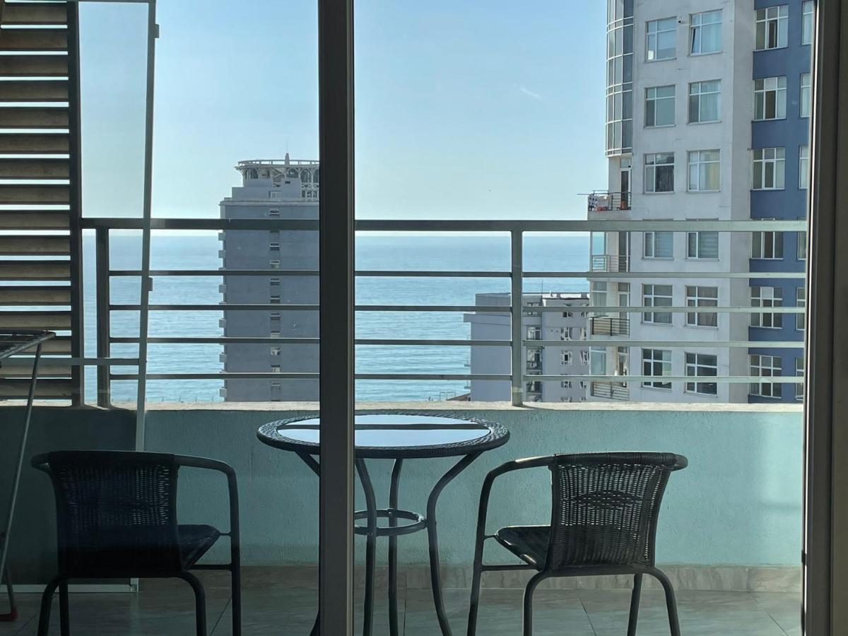 Apartamento Breeze Batumi Exterior foto
